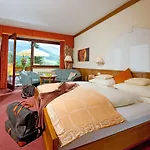 Wohlfuehl & Genusshotel Felsenhof 巴德小基希海姆