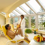 Wohlfuehl & Genusshotel Felsenhof 酒店