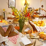 Wohlfuehl & Genusshotel Felsenhof 4* باد كلينكيرشهايم