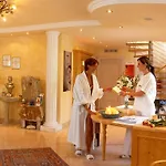 Wohlfuehl & Genusshotel Felsenhof 酒店 4*