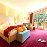 Wohlfuehl & Genusshotel Felsenhof 酒店