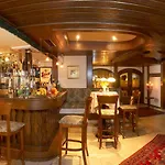 Wohlfuehl & Genusshotel Felsenhof 4*