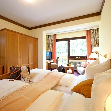 Wohlfuehl & Genusshotel Felsenhof Szálloda