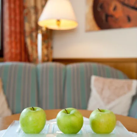 Wohlfuehl & Genusshotel Felsenhof Otel 4*