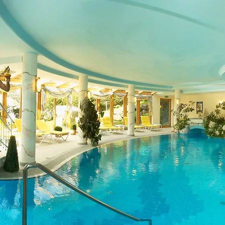 Otel Wohlfuehl & Genusshotel Felsenhof Bad Kleinkirchheim