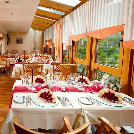 Wohlfuehl & Genusshotel Felsenhof
