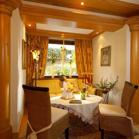 Wohlfuehl & Genusshotel Felsenhof