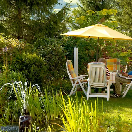 Wohlfuehl & Genusshotel Felsenhof 4*