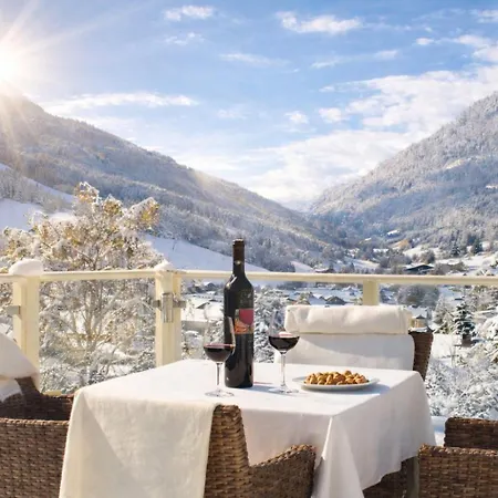 Wohlfuehl & Genusshotel Felsenhof 4*