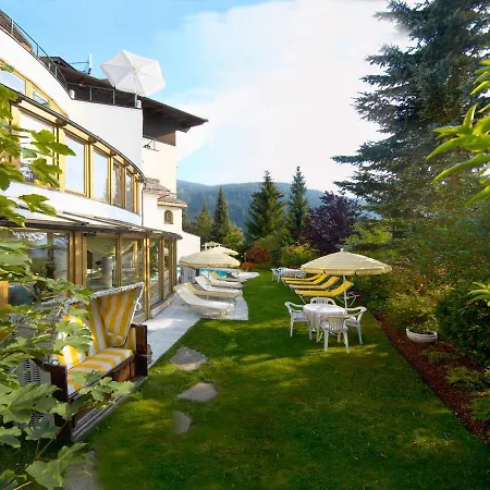 Wohlfuehl & Genusshotel Felsenhof Otel