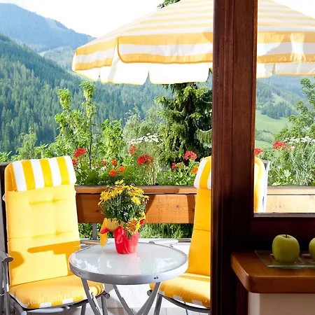 Wohlfuehl & Genusshotel Felsenhof Bad Kleinkirchheim