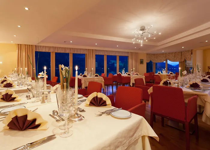 Wohlfuehl & Genusshotel Felsenhof 酒店 4*