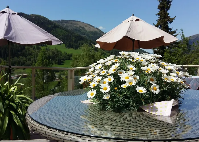 Hotel Wohlfuehl & Genusshotel Felsenhof 4*