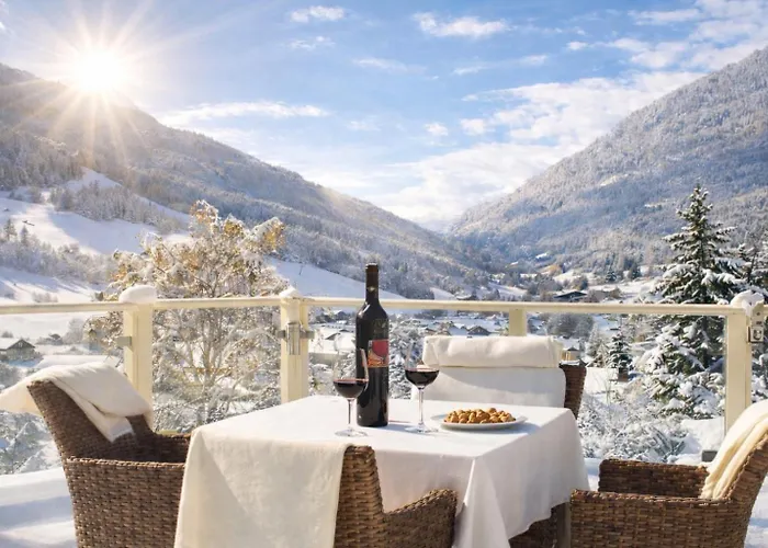 Wohlfuehl & Genusshotel Felsenhof 4*